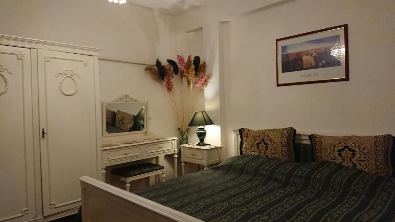 One Bedroom French Embassy * Bucureşti